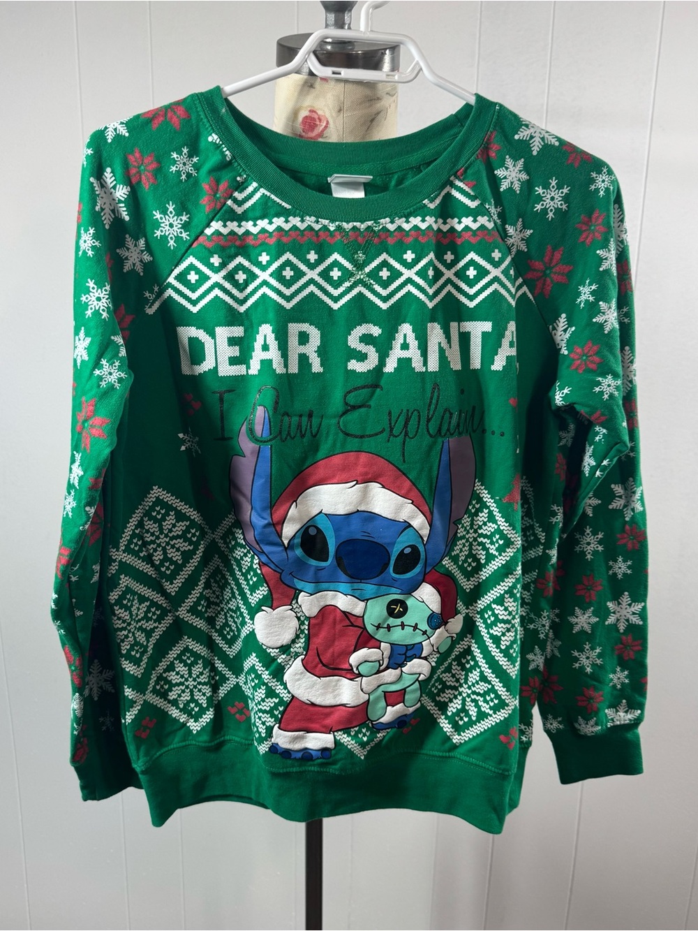 Disney Green Stitch "Dear Santa" Holiday sweatshirt Top, size L